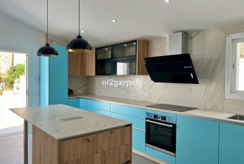 R5010286-Villa-For-Sale-Estepona-Semi-Detached-3-Beds-212-Built-9