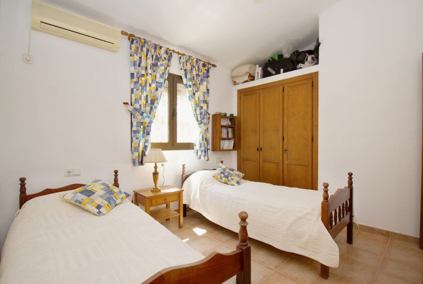 R5010346-Villa-For-Sale-Coin-Detached-4-Beds-279-Built-17