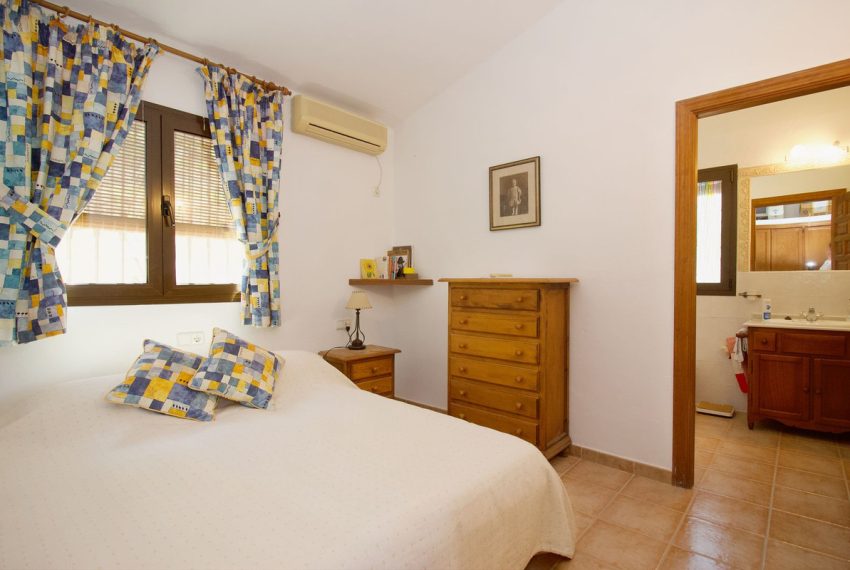 R5010346-Villa-For-Sale-Coin-Detached-4-Beds-279-Built-18