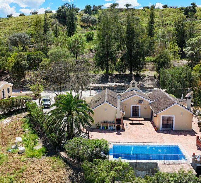 R5010346-Image 1-Detached - 4 Beds - 279 Built