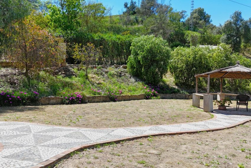 R5010346-Villa-For-Sale-Coin-Detached-4-Beds-279-Built-8