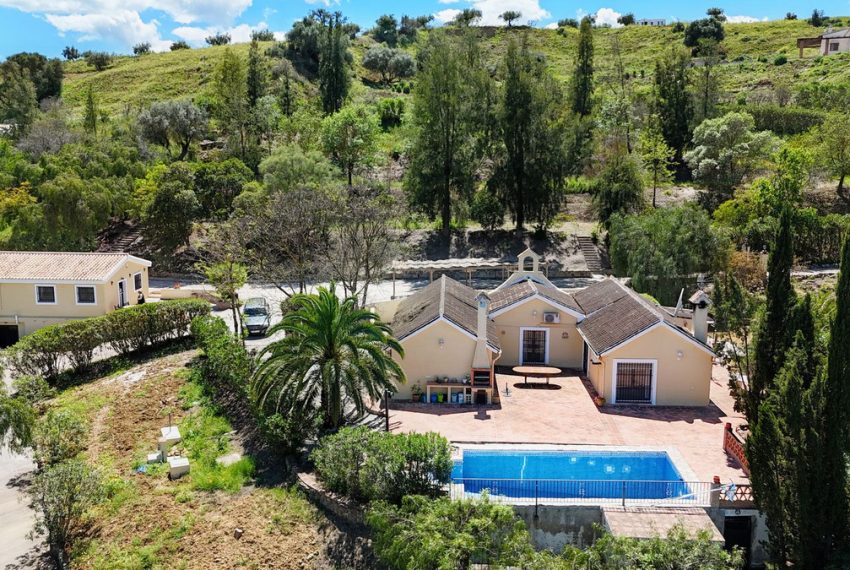 R5010346-Villa-For-Sale-Coin-Detached-4-Beds-279-Built