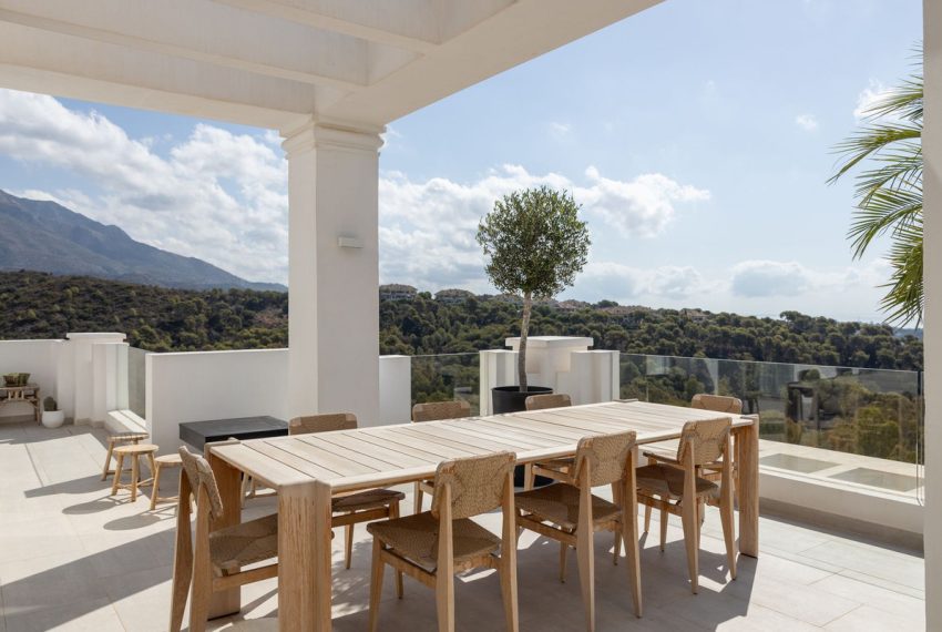 R5010535-Apartment-For-Sale-Nueva-Andalucia-Middle-Floor-3-Beds-247-Built-1
