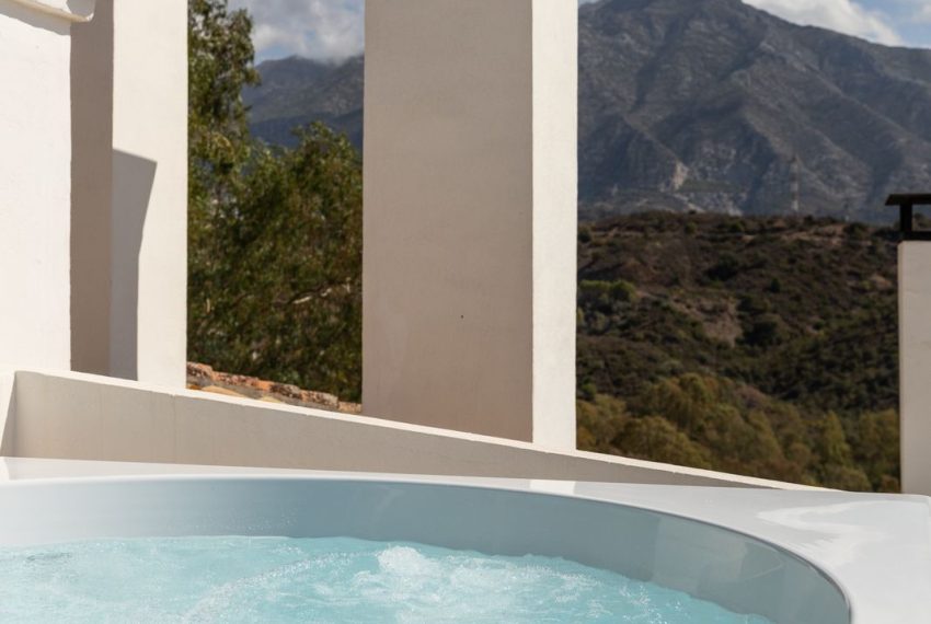 R5010535-Apartment-For-Sale-Nueva-Andalucia-Middle-Floor-3-Beds-247-Built-7