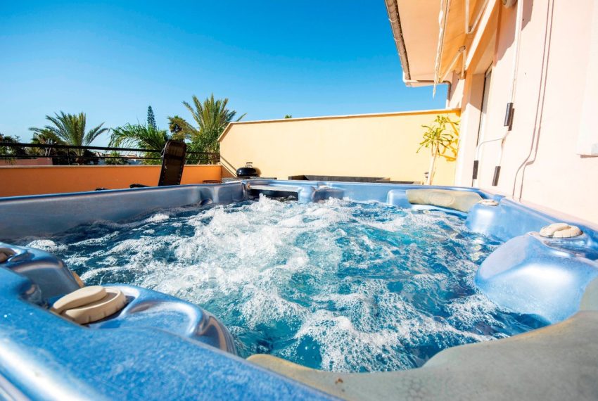 R5010646-Apartment-For-Sale-Marbella-Penthouse-2-Beds-119-Built
