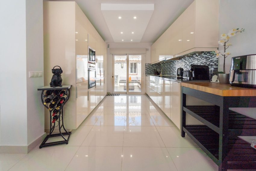 R5011084-Villa-For-Sale-Calahonda-Detached-3-Beds-176-Built-17