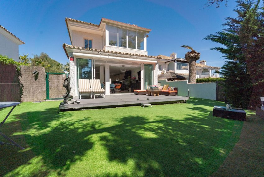 R5011084-Villa-For-Sale-Calahonda-Detached-3-Beds-176-Built-2