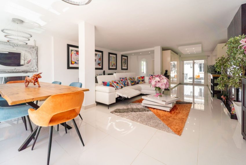R5011084-Villa-For-Sale-Calahonda-Detached-3-Beds-176-Built-9