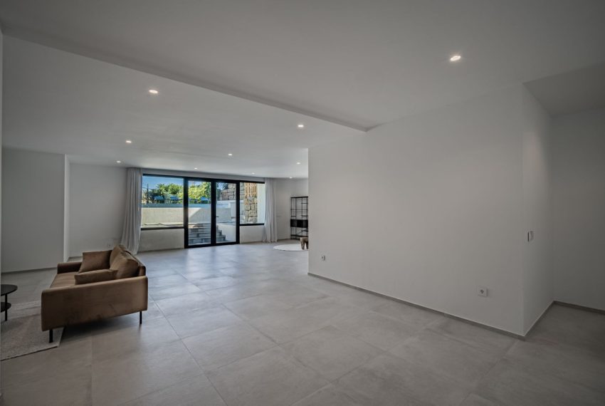 R5011126-Villa-For-Sale-El-Paraiso-Detached-4-Beds-403-Built-12