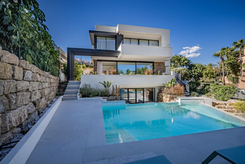 R5011126-Villa-For-Sale-El-Paraiso-Detached-4-Beds-403-Built