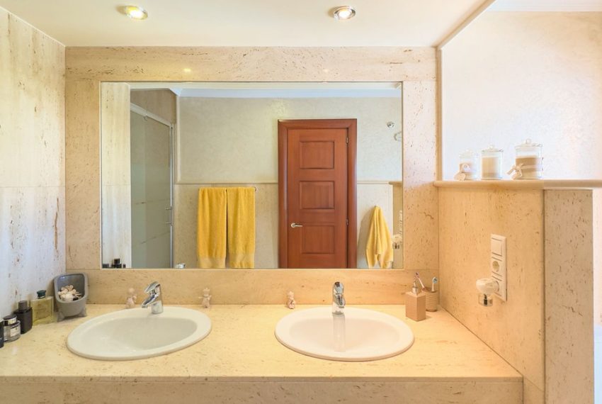 R5011348-Villa-For-Sale-Calahonda-Semi-Detached-3-Beds-217-Built-15