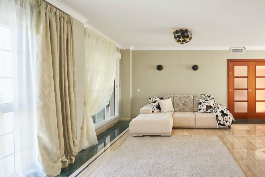 R5011348-Villa-For-Sale-Calahonda-Semi-Detached-3-Beds-217-Built-3