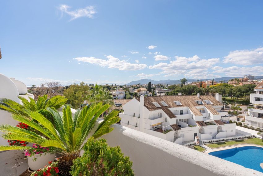 R5012119-Apartment-For-Sale-Nueva-Andalucia-Penthouse-Duplex-3-Beds-133-Built-17