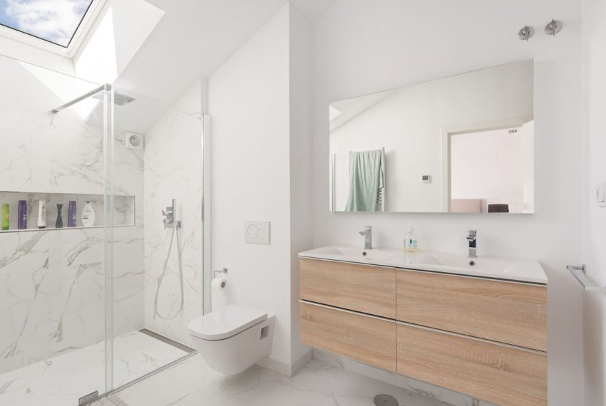 R5012119-Apartment-For-Sale-Nueva-Andalucia-Penthouse-Duplex-3-Beds-133-Built-4
