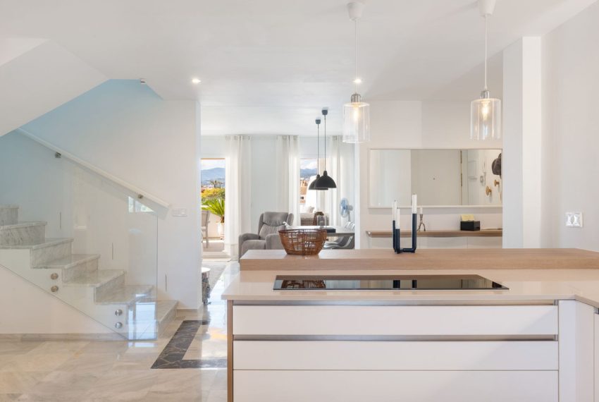 R5012119-Apartment-For-Sale-Nueva-Andalucia-Penthouse-Duplex-3-Beds-133-Built-8