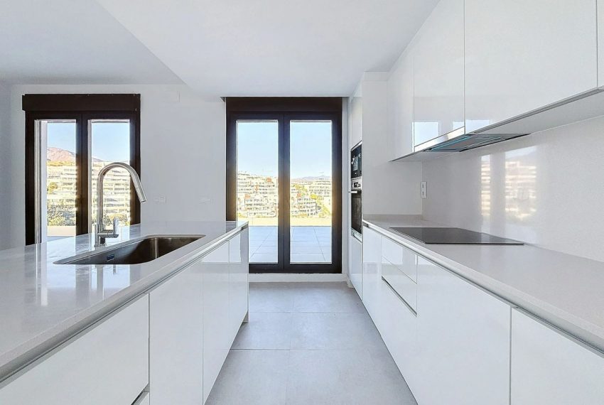 R5012137-Apartment-For-Sale-Estepona-Penthouse-3-Beds-143-Built-3