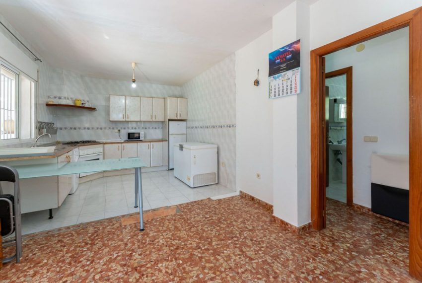 R5012299-Villa-For-Sale-Coin-Detached-3-Beds-120-Built-3