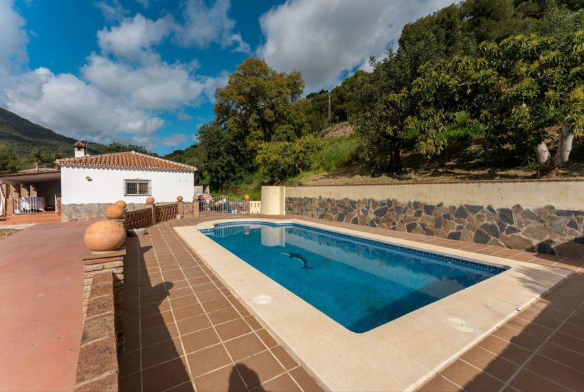R5012299-Villa-For-Sale-Coin-Detached-3-Beds-120-Built
