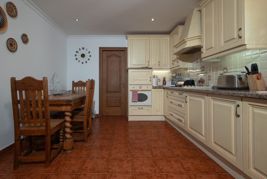 R5012335-Villa-For-Sale-Guadalmina-Alta-Detached-4-Beds-260-Built-10