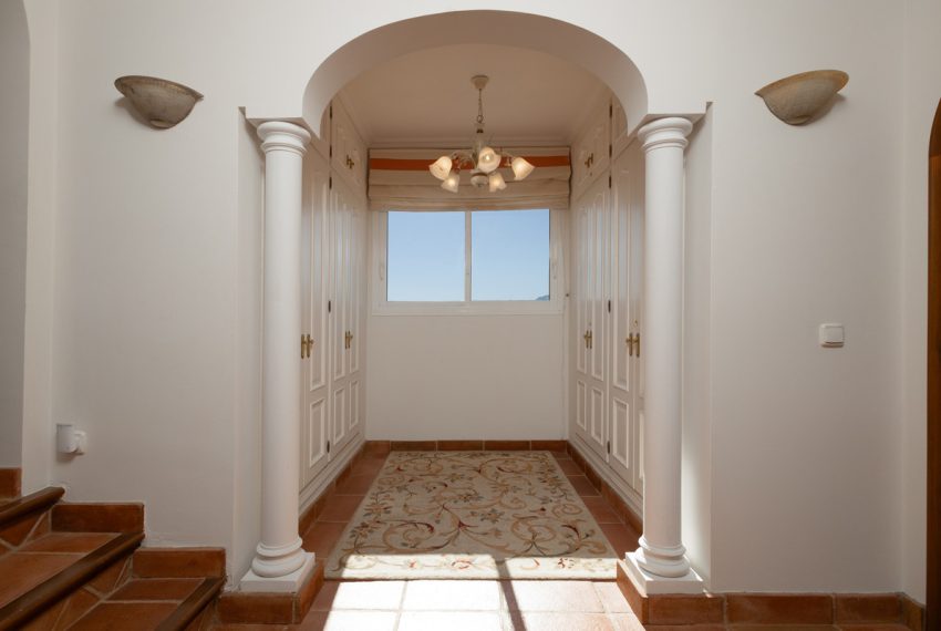 R5012335-Villa-For-Sale-Guadalmina-Alta-Detached-4-Beds-260-Built-12