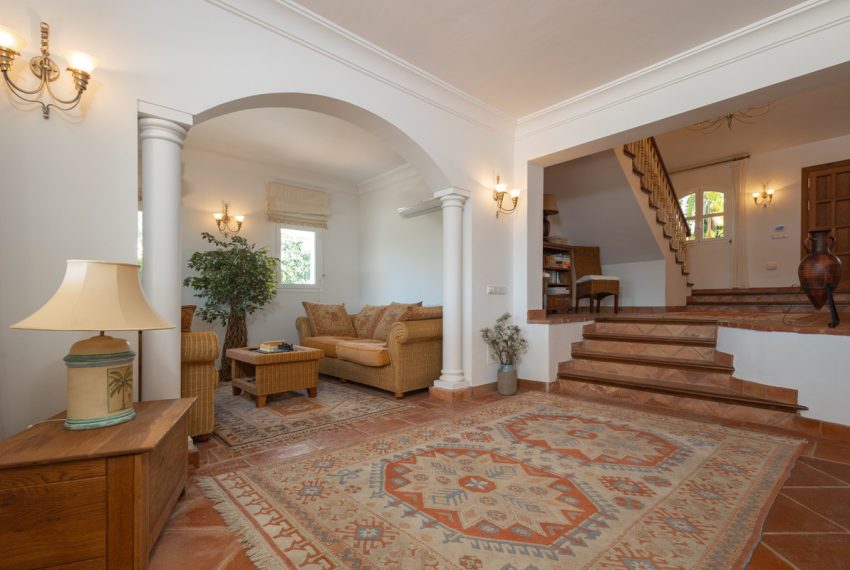R5012335-Villa-For-Sale-Guadalmina-Alta-Detached-4-Beds-260-Built-4