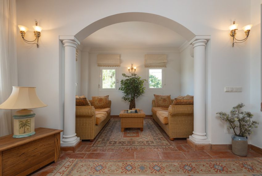 R5012335-Villa-For-Sale-Guadalmina-Alta-Detached-4-Beds-260-Built-5