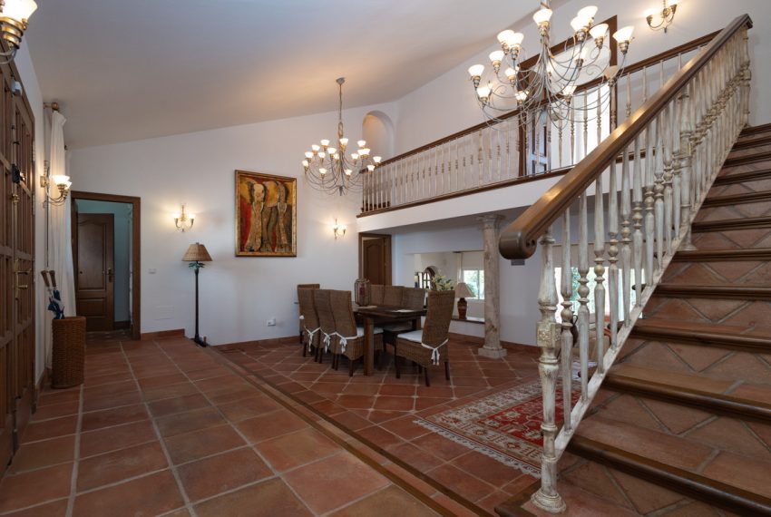 R5012335-Villa-For-Sale-Guadalmina-Alta-Detached-4-Beds-260-Built-6