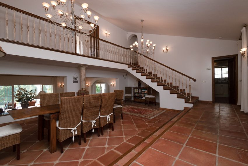 R5012335-Villa-For-Sale-Guadalmina-Alta-Detached-4-Beds-260-Built-7