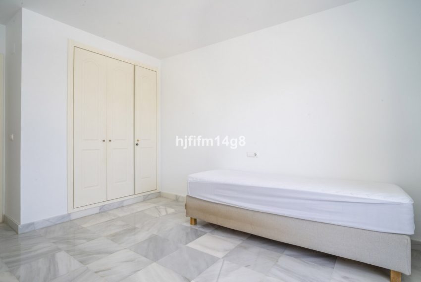 R5013697-Townhouse-For-Sale-Nueva-Andalucia-Terraced-3-Beds-168-Built-11