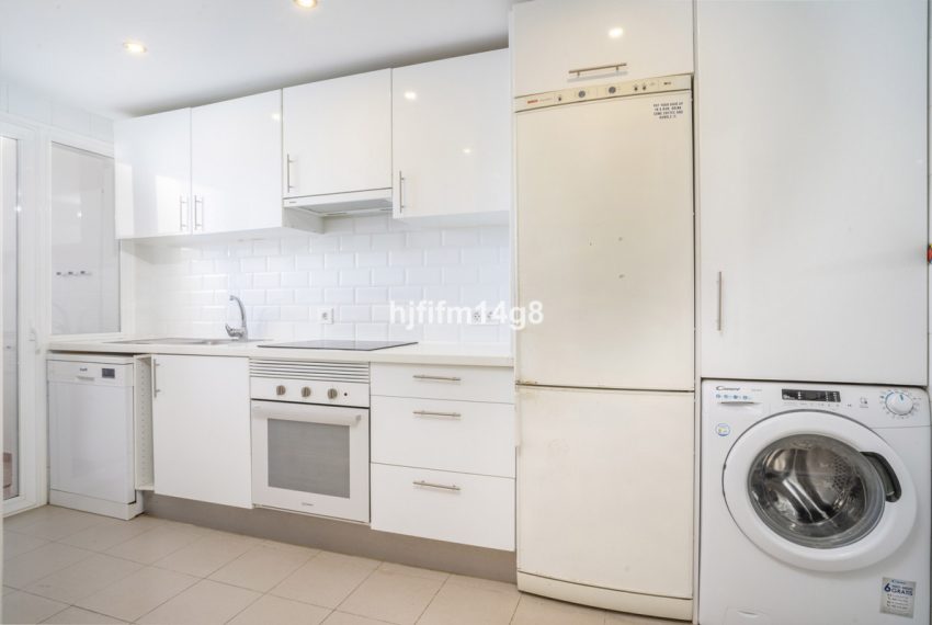 R5013697-Townhouse-For-Sale-Nueva-Andalucia-Terraced-3-Beds-168-Built-6