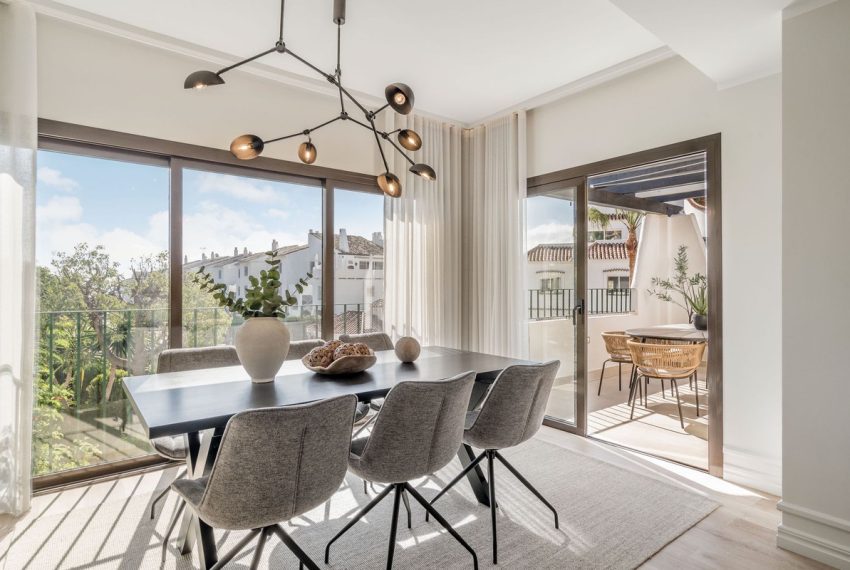 R5014300-Apartment-For-Sale-Nueva-Andalucia-Penthouse-Duplex-4-Beds-257-Built-11
