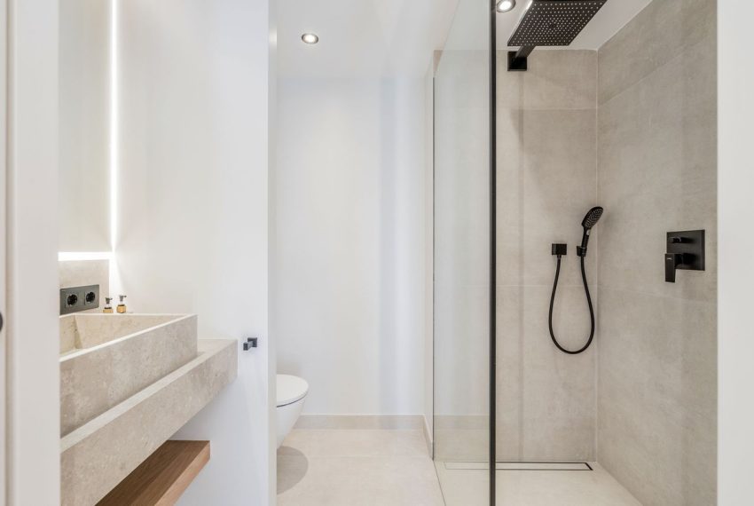 R5014300-Apartment-For-Sale-Nueva-Andalucia-Penthouse-Duplex-4-Beds-257-Built-17