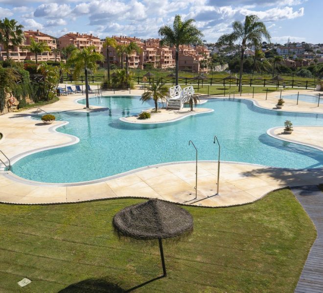 R5014519-Image 1-Penthouse - 2 Beds - 208 Built