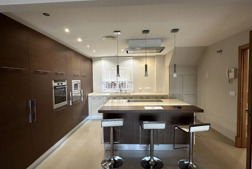R5014603-Villa-For-Sale-Santa-Clara-Semi-Detached-3-Beds-170-Built-1