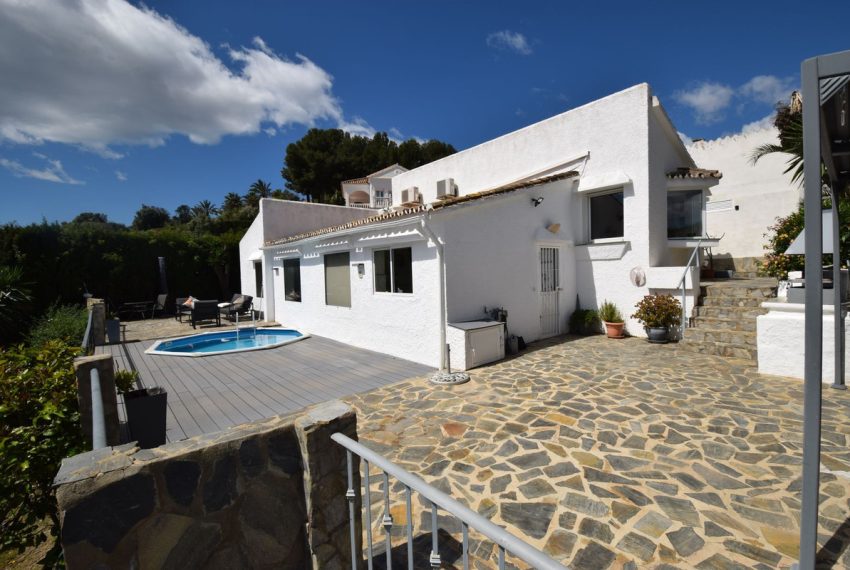 R5014687-Villa-For-Sale-Mijas-Costa-Detached-2-Beds-129-Built