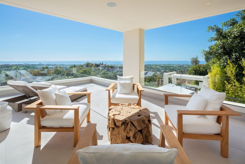 R5015020-Villa-For-Sale-La-Quinta-Detached-6-Beds-948-Built-1