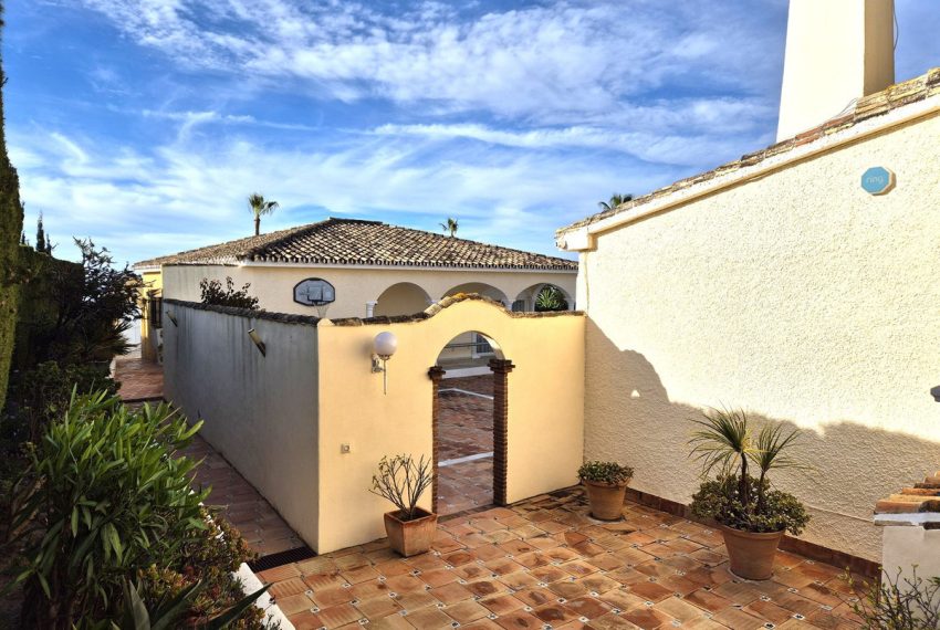R5015374-Villa-For-Sale-Calahonda-Detached-3-Beds-203-Built-2