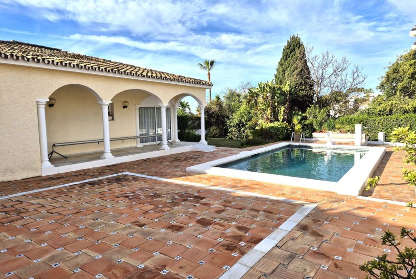 R5015374-Villa-For-Sale-Calahonda-Detached-3-Beds-203-Built-3