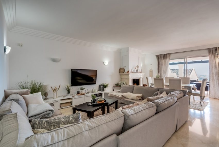 R5015758-Apartment-For-Sale-Nueva-Andalucia-Ground-Floor-2-Beds-266-Built-4