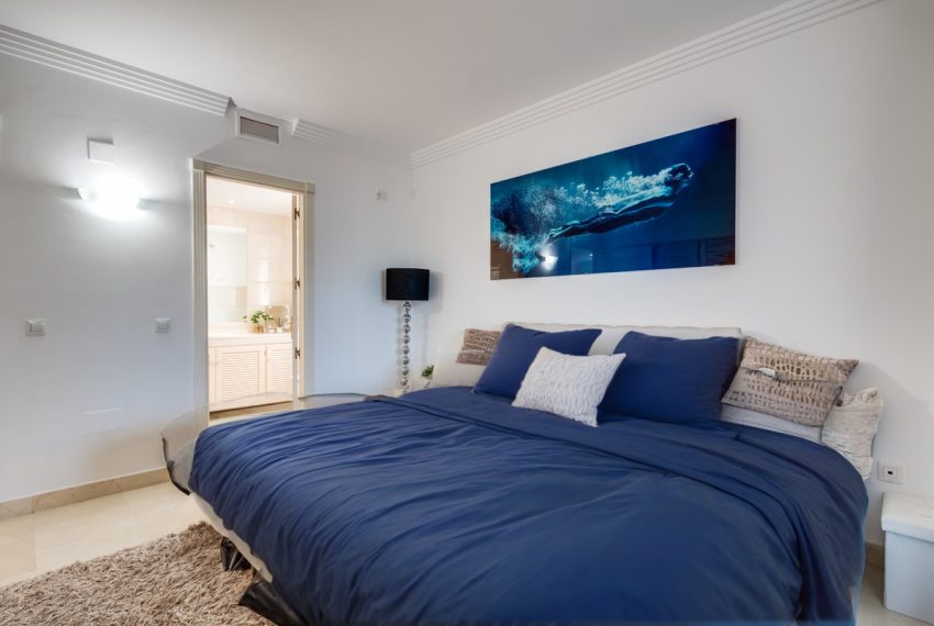 R5015758-Apartment-For-Sale-Nueva-Andalucia-Ground-Floor-2-Beds-266-Built-7
