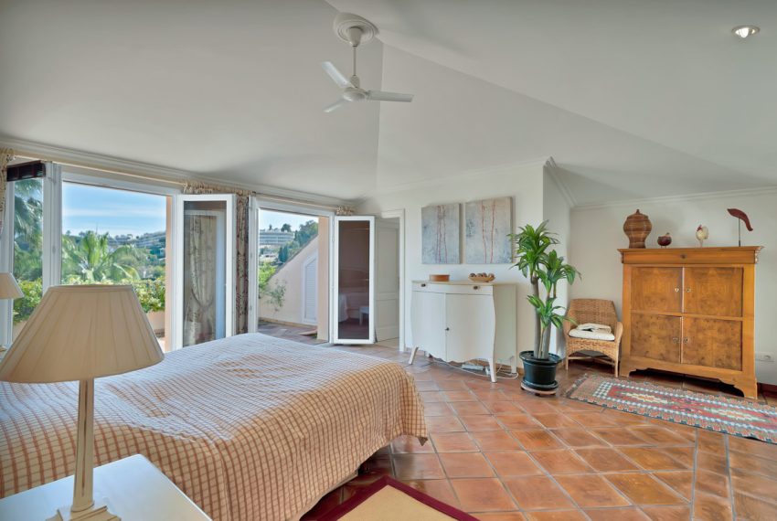 R5015914-Apartment-For-Sale-Nueva-Andalucia-Penthouse-Duplex-3-Beds-303-Built-11