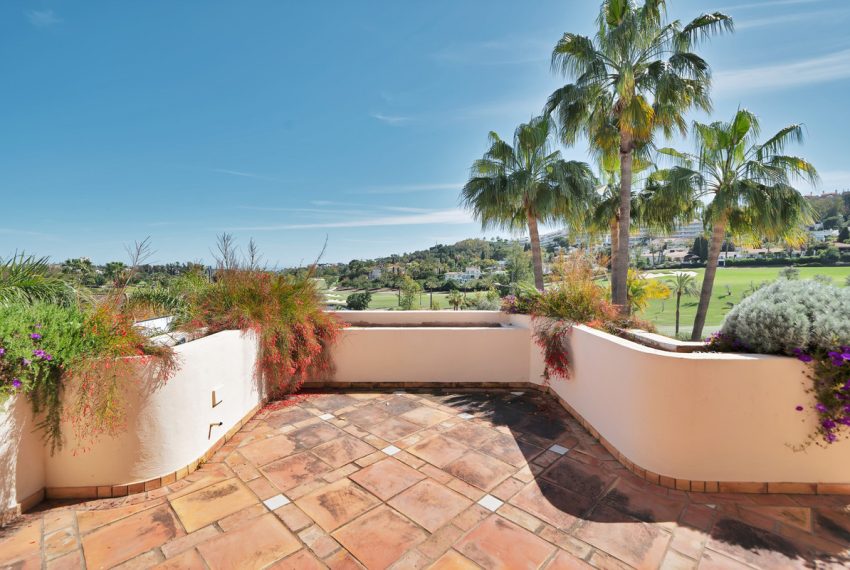 R5015914-Apartment-For-Sale-Nueva-Andalucia-Penthouse-Duplex-3-Beds-303-Built-4