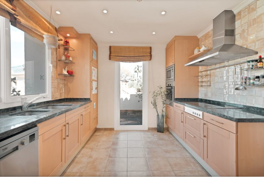 R5015914-Apartment-For-Sale-Nueva-Andalucia-Penthouse-Duplex-3-Beds-303-Built-8