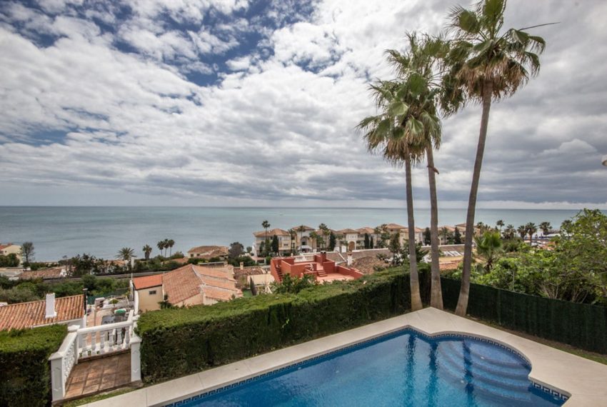 R5015998-Villa-For-Sale-Estepona-Detached-4-Beds-238-Built-18