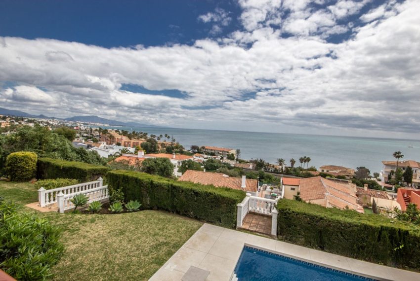 R5015998-Villa-For-Sale-Estepona-Detached-4-Beds-238-Built-19