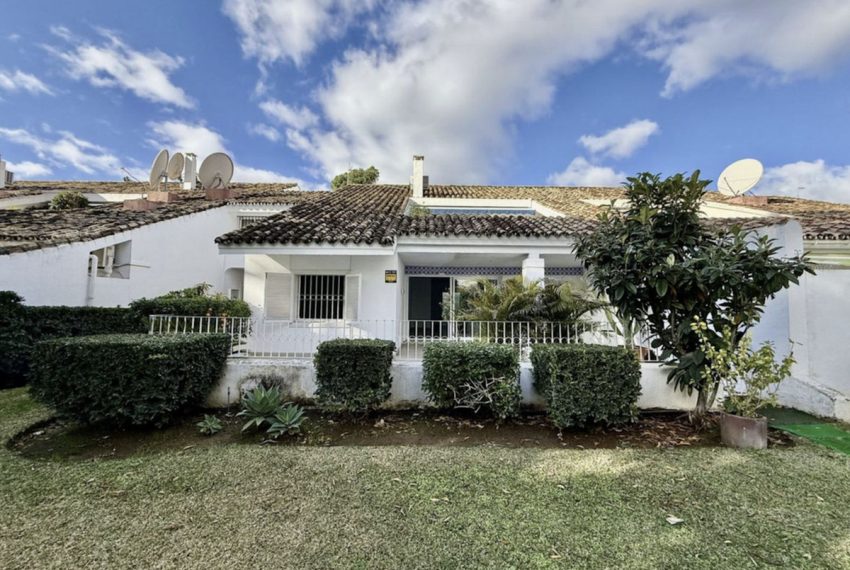 R5016001-Townhouse-For-Sale-Puerto-Banus-Terraced-3-Beds-150-Built-2