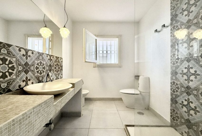 R5016001-Townhouse-For-Sale-Puerto-Banus-Terraced-3-Beds-150-Built-5