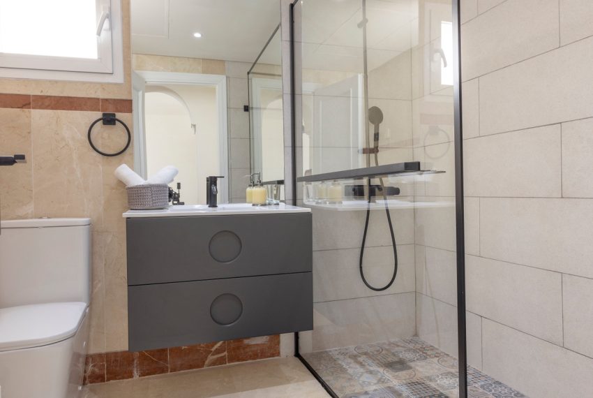 R5016661-Apartment-For-Sale-Estepona-Penthouse-2-Beds-100-Built-10