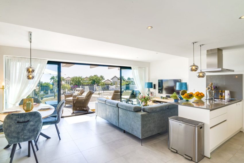 R5016811-Apartment-For-Sale-Estepona-Middle-Floor-3-Beds-124-Built-1
