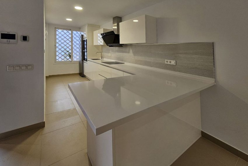 R5016826-Villa-For-Sale-Benahavis-Semi-Detached-4-Beds-250-Built-7